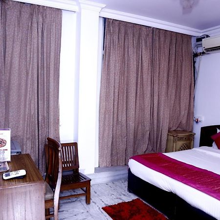 Batra Holiday Home - Couple Friendly Stays Delhi  Exterior foto